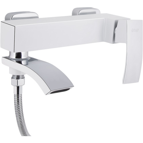 Смеситель для ванны Qtap Swan Cascada с поворотным изливом (c душевым гарнитуром) QTSWA260CRW45569 Chrome/White